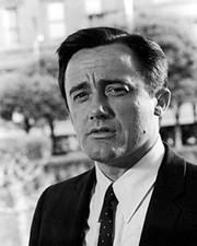 Robert Vaughn portrait in suit as Chalmers from 1968 Bullitt 16x20 inch Poster picture