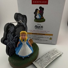 Hallmark Ornament 2025 Alice and the Cheshire Cat Alice in Wonderland picture