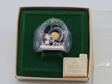 HALLMARK 1981 FROSTY FRIENDS 2ND IN SERIES ESKIMO HUSKY IGLOO ORNAMENT MINT NOS picture