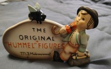 RARE Hummel M.J. Hummel Ceramic Hand Painted Bee Figurine STORE DISPLAY PLAQUE  picture