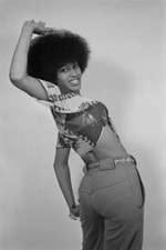 Soul Train dancer Wanda during an Office Studio photo shoot for Ri- Old Photo 1 picture