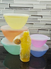 Tupperware WONDERLIER 5 BOWLS SET WITH A FREE WATER BOTTLE NEW picture