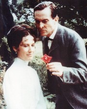 Adventures Of Sherlock Holmes Jeremy Brett Gives Flower To Woman 4x6 PHOTO PRI picture