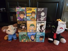 Youtooz Figures And Plush picture