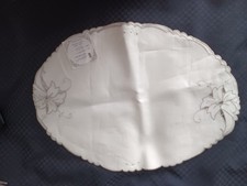 8pc New Madeira Hand Embroidered Linen Tea or Dessert 4Placemats 4Doilies tagged picture