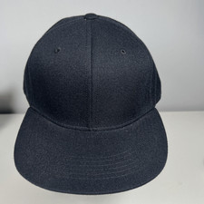Top of the World Fitted Baseball Hat Cap Solid Black Adult Size 7 3/4 Wool Blend picture