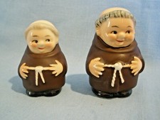 VINTAGE PAIR~GOEBEL MONK FRIAR TUCK SALT & PEPPER SHAKERS~WEST GERMANY~STOPPERS picture