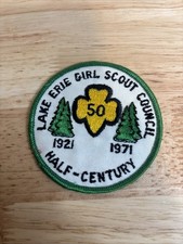 Vintage 1971  LAKE ERIE GIRL SCOUT COUNCIL Day Camp PATCH GS Uniform Badge picture