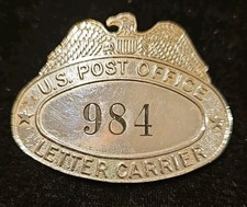 VINTAGE WALTER SONS US POST OFFICE USPS LETTER CARRIER HAT BADGE #984 picture