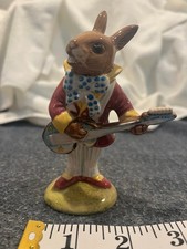 Royal Doulton Mr Bunnybeat Strumming DB16 Figurine 1981 picture