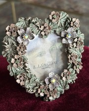 NEW w/ TAG R.J. Graziano NWT Heart Shaped Picture Frame Flowers Crystals 3” x 3” picture