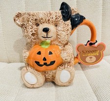 🧡🖤NWT Creepy Critters Ceramic Pumpkin Bear Themed Mug picture