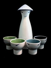 (83) Pylones Paris Smiling Sake Set With 4 Cups With Hidden Pictures in Cups  picture