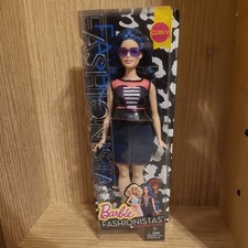 BARBIE FASHIONISTAS- CURVY- SWEETHEART STRIPES  NIB picture