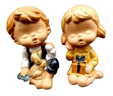 VTG Pair of 