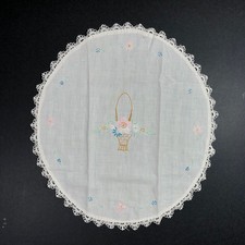 Vintage Oval White Table Topper Embroidery Crocheted Edge 14