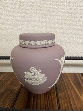 WEDGWOOD Jasper Lilac Lidded Urn Collectible Ceramic Art picture