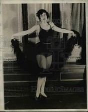 1927 Press Photo Illustrators Ball Hotel Roosevelt NY Jean Carter Waddell picture