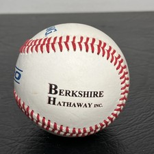 Rare Berkshire Hathaway Shareholder Baseball Omaha Meeting Buffett Munger 2010s picture