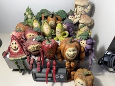 Vintage Fruit And Vegetable Shelf Sitter Anthropomorphic Design picture