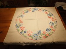 Vintage Linen Hand-Embroidered Tablecloth 31