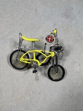 Schwinn Yellow Apple Krate Vintage 2000 Keychain Basic Fun #369-0 picture