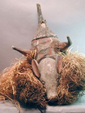  POWER FIGURE PIG STATUE WOOD MASK AFRICAN INITIATION CIRCUMCISION YAKA RAFFIA  picture