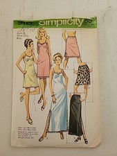 Vintage Sewing Pattern Women Slip Half Slip Undergarments 1970s picture