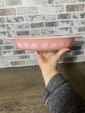 Vintage Pyrex Pink Daisy Oval Open Baker Casserole Dish #053 1-1/2 Quart 1958 picture