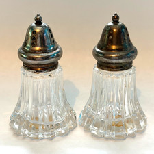 Vintage Leonard Japan Pressed Glass Salt Pepper Shakers Metal Tops Fluted picture