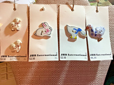 JHB International Hand-Painted Novelty Buttons Lot of 5 Animals picture