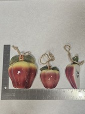 Vintage Ceramic Apple Measuring Cups Country Kitchen Wall Decor Set Of 3 picture