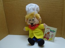 VINTAGE 1997 KELLOGG's BEAN BAG BUNCH