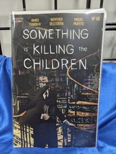 Something Is Killing The Children #48 A Main (Dressed, Dell'edera) Comic Book picture