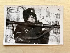 1970s Soldier Army Military Weapon Anti-tank Grenade launcher Vintage photo picture