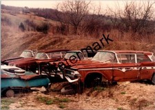Junkyard junk rusty old vintage automobile car found photo 3.5x5 C8-5 picture