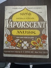 Vintage 1974 Sarna Vaporscent Musk Fragrance Oil, India, Boxed w/ Dropper picture