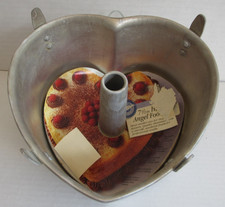 VTG Wilton 7.5 Inch Angel Food 2 Piece Cake Pan Heart Non Stick 1990s Aluminum picture