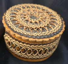 Vintage Russian Birch Bark Bear Trinket Box Hand Carved Beresta Folk Art 2.5” picture