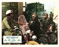 Hell's Angels '69 Tom Stern Jeremy Slate talk to police officer 11x14 photo picture