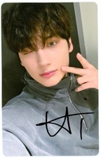 TXT Huening Kai Signed Autograph Photocard Tomorrow X Together Weverse Lucky PC picture