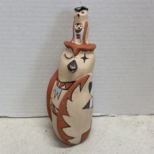 Vintage V. Fragua 7.5” Storyteller Pottery Figurine Jemez Bird Owl Signed picture