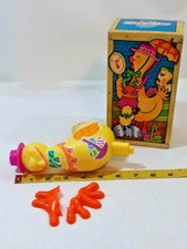 Vtg AVON 1971 CLUCK-A-DOO  BUBBLE  BATH  CONTAINER w/ Box ~ Ships FREE picture