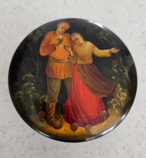 Russian Wood Lacquer Round Box 2014 Fedoskino A. Kataeva 3.5