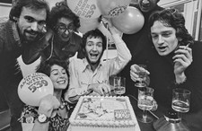 British comedian and disc jockey Kenny Everett with Maggie 1970s OLD PHOTO picture