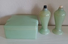 VTG CARVANITE Light Green Art Deco Salt & Pepper Shakers Set Celluloid Plastic  picture