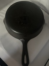 Griswold No. 6 Cast Iron Skillet 699 Large Block Logo Erie PA Sits Flat picture