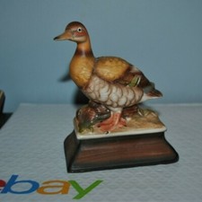 VTG Porcelain HANDPainted  Appleyard(?) DUCK Figurine on Pedestal Japan(?) Decor picture