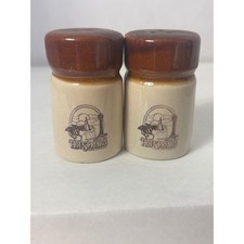 Vintage Lipco Hot Springs Arkansas Ceramic Salt and Pepper Shakers Oaklawn Park picture