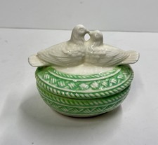 Vtg Green & White Kissing Turtle Doves Atop Covered Basket Trinket Dish 5.5” picture